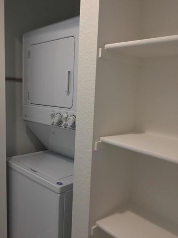 201 Ada Avenue 25, Mountain View, CA 94043