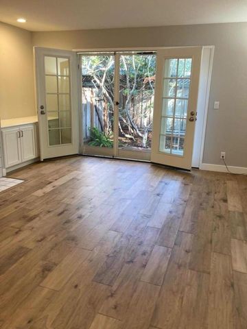 201 Ada Avenue 25, Mountain View, CA 94043