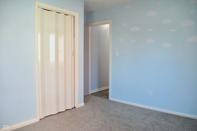 216 S 7th Avenue, Beech Grove, IN 46107