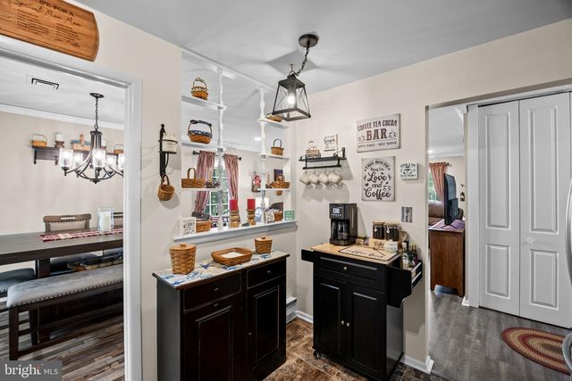 6 SHEFFIELD PL, Southampton, NJ 08088