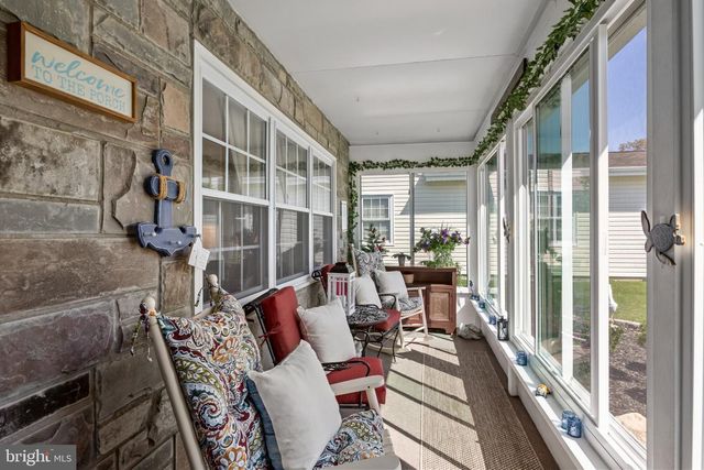 6 SHEFFIELD PL, Southampton, NJ 08088