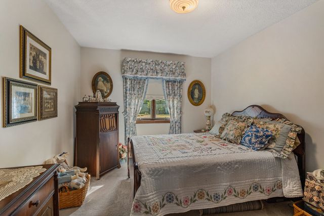 44 Glenbrook Court, Fisher, IL 61843