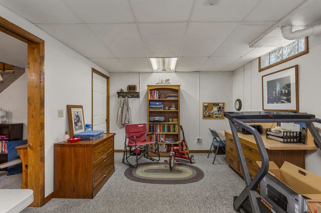 44 Glenbrook Court, Fisher, IL 61843