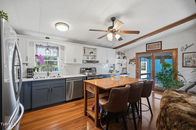 110 Northeast Little League Road, Coeburn, VA 24230