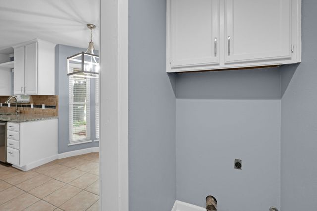 4203 Pleasant Hill Drive, Arlington, TX 76016