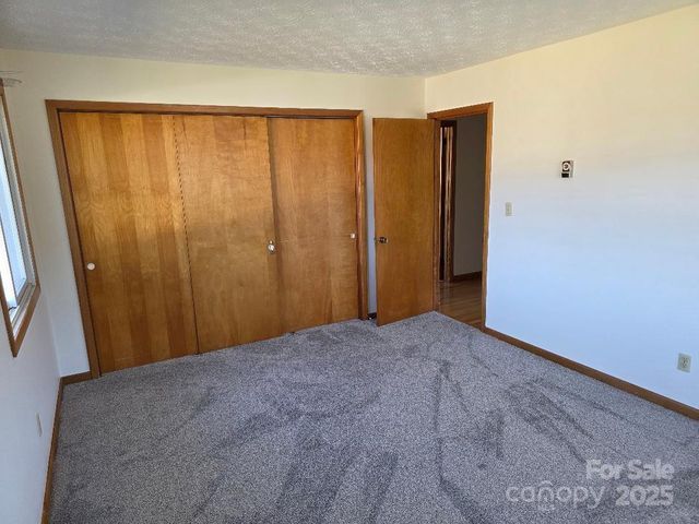 1375 E US Highway 19E Highway, Burnsville, NC 28714