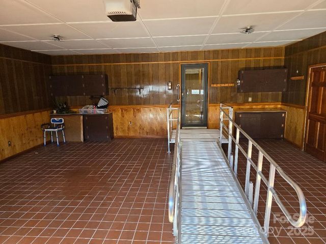 1375 E US Highway 19E Highway, Burnsville, NC 28714