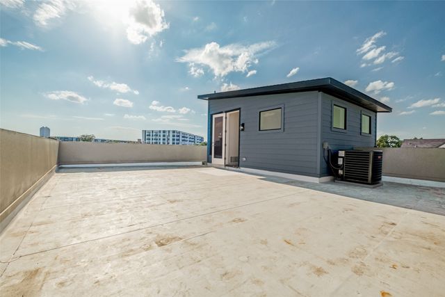 1311 Madrigal Parkway, Dallas, TX 75206