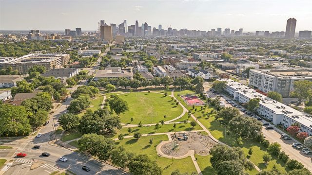 1311 Madrigal Parkway, Dallas, TX 75206