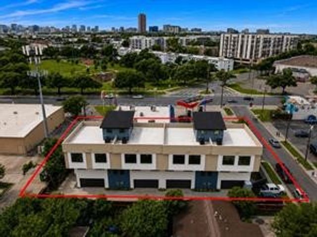 1311 Madrigal Parkway, Dallas, TX 75206