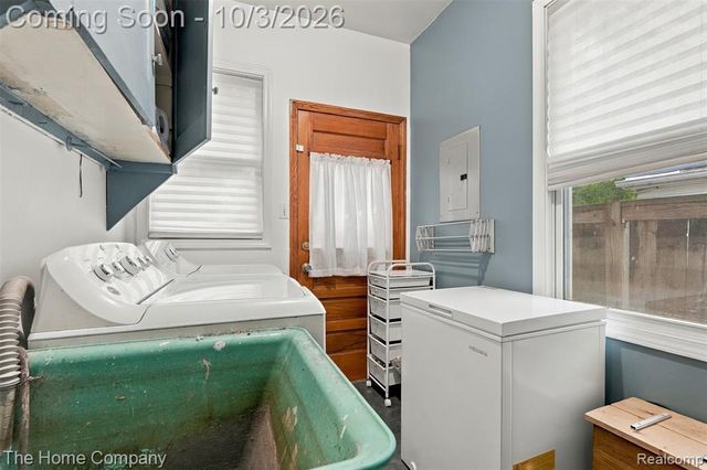 1493 Browning Street, Ferndale, MI 48220
