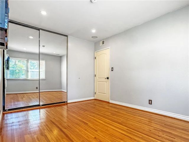 3610 KALSMAN Drive 2, Los Angeles, CA 90016