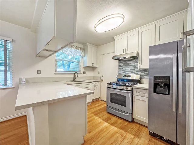 3610 KALSMAN Drive 2, Los Angeles, CA 90016