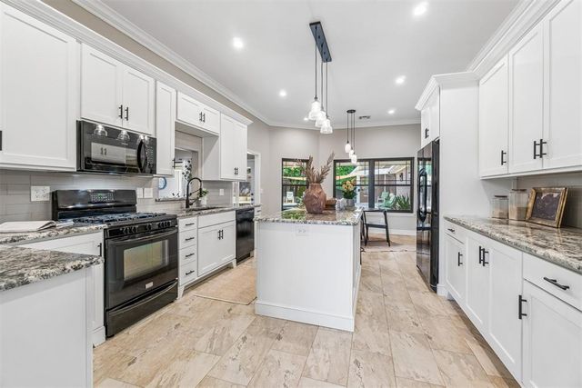 515 Freedom Road, Edmond, OK 73025