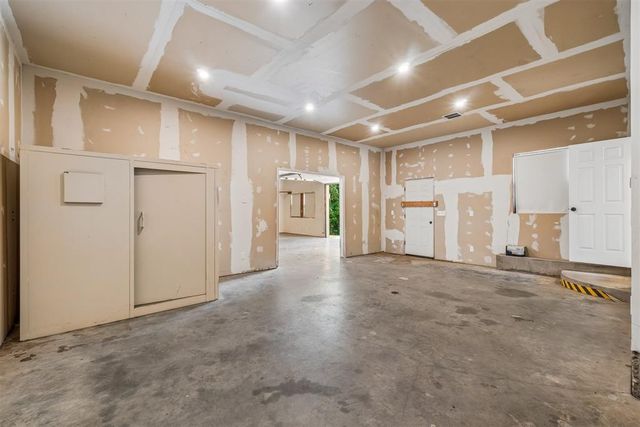 515 Freedom Road, Edmond, OK 73025