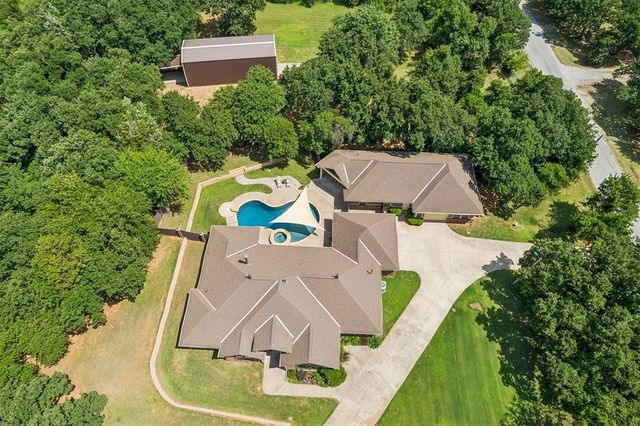515 Freedom Road, Edmond, OK 73025