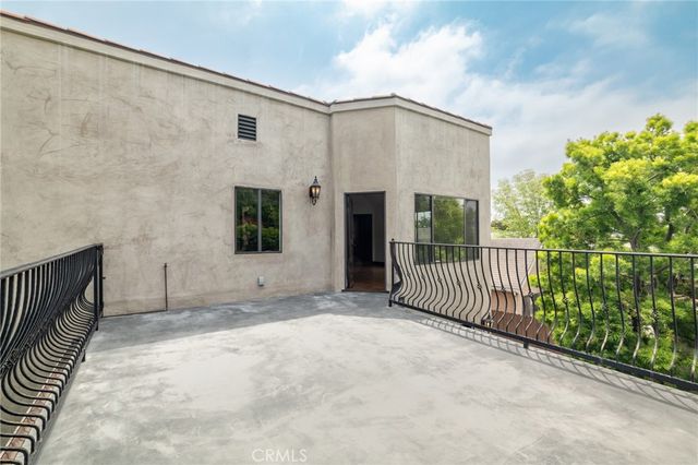 1949 N Catalina Street, Other, CA 90027