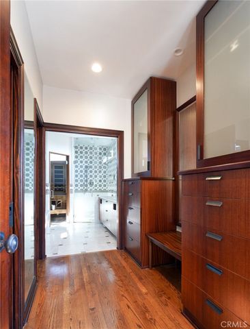 1949 N Catalina Street, Other, CA 90027