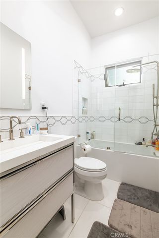 1949 N Catalina Street, Other, CA 90027