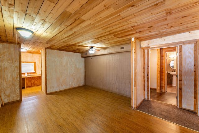 825 E Oak, Paris, TX 75460