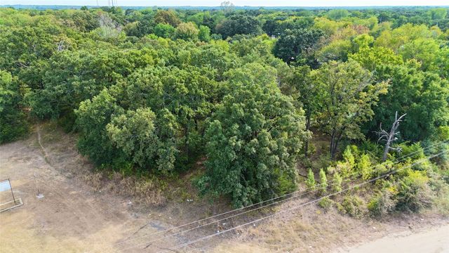 210 Vz County Road 3825, Wills Point, TX 75169