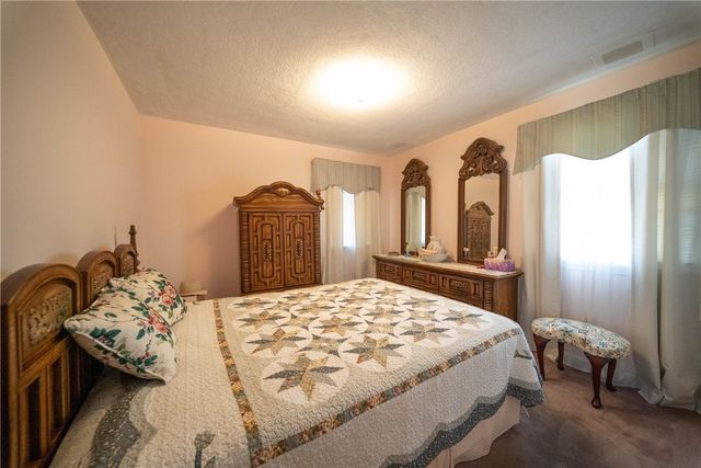 230 Oaklawn Avenue, Cranston, RI 02920