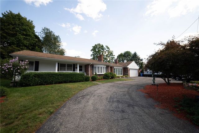 230 Oaklawn Avenue, Cranston, RI 02920