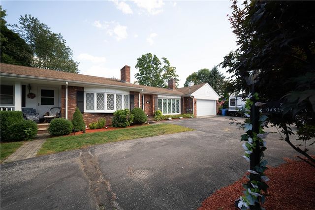 230 Oaklawn Avenue, Cranston, RI 02920