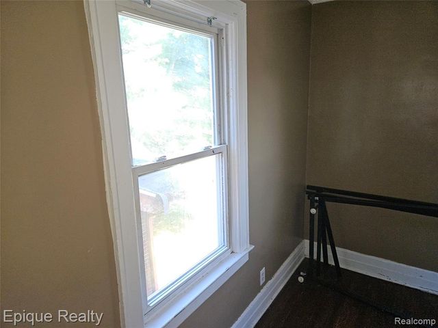 11299 Rosemary Street, Detroit, MI 48213