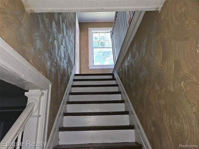 11299 Rosemary Street, Detroit, MI 48213