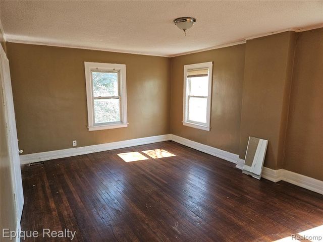 11299 Rosemary Street, Detroit, MI 48213