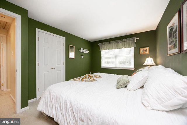 124 RUSSELL CIR, Collegeville, PA 19426