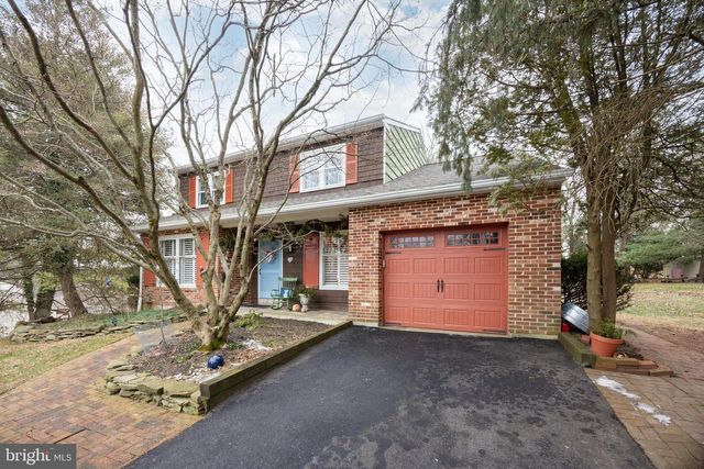 124 RUSSELL CIR, Collegeville, PA 19426