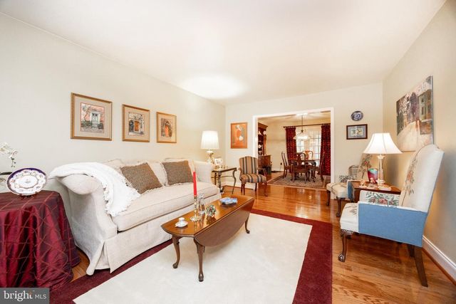 124 RUSSELL CIR, Collegeville, PA 19426