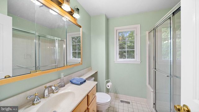 1717 WOODLAND RD, Abington, PA 19001