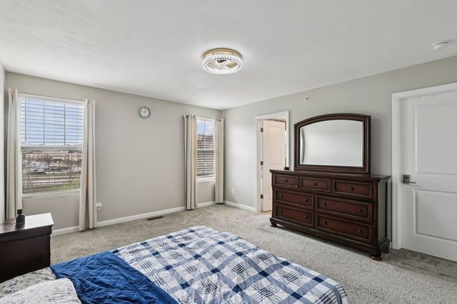 202 Faulk DRIVE, Marshall, PA 15086