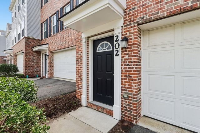 202 Faulk DRIVE, Marshall, PA 15086