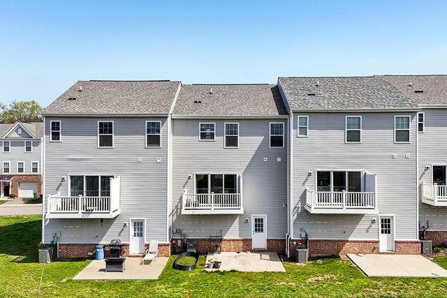 202 Faulk DRIVE, Marshall, PA 15086