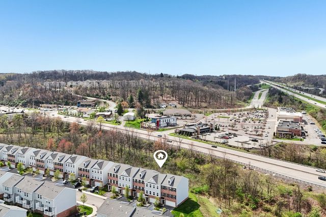 202 Faulk DRIVE, Marshall, PA 15086