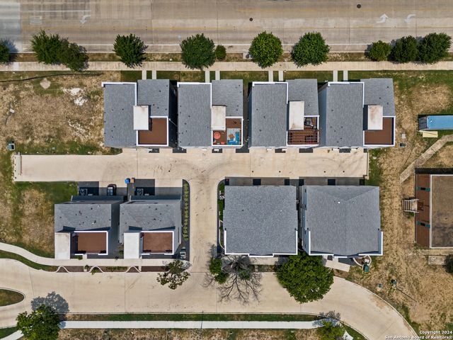 7924 Kennedy Hl Unit 2, San Antonio, TX 78235