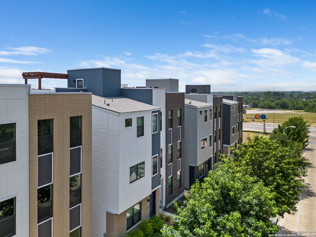 7924 Kennedy Hl Unit 2, San Antonio, TX 78235