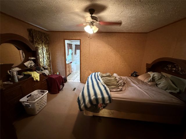 416773 E 1075 Road, Checotah, OK 74426