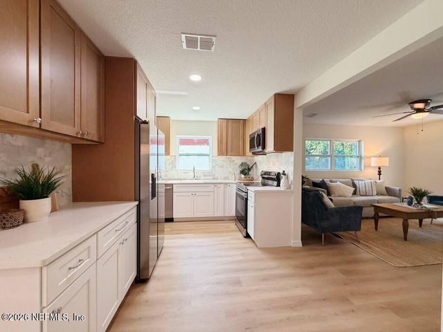 5316 ROBERT SCOTT DR S Drive S, Jacksonville, FL 32207