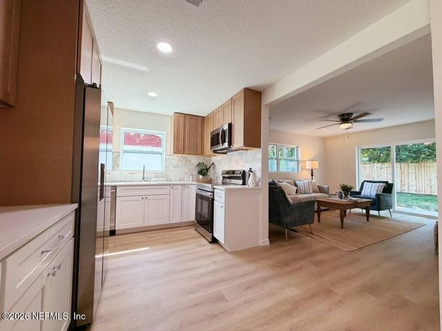 5316 ROBERT SCOTT DR S Drive S, Jacksonville, FL 32207