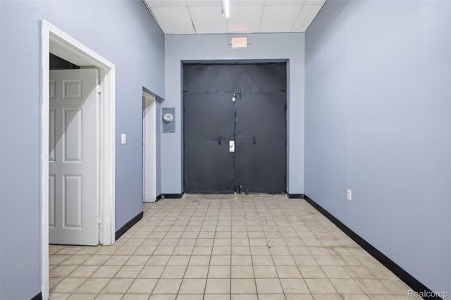 15322 W Warren Avenue, Dearborn, MI 48126
