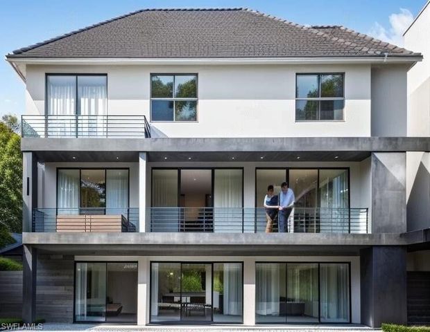 111 Bay Mar DR, Fort Myers Beach, FL 33931