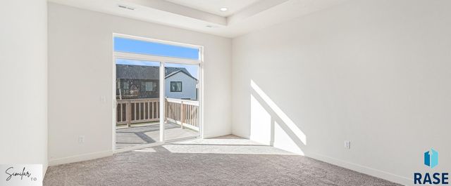 6217 S Hunt Pl Place, Sioux Falls, SD 57106