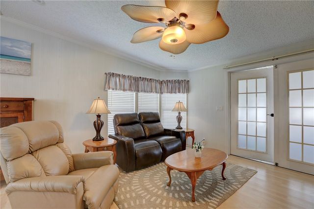 7674 Longhorn Avenue, Micco, FL 32976