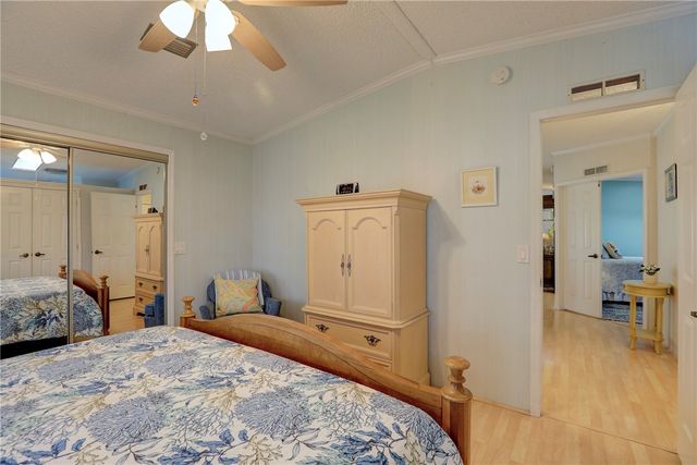 7674 Longhorn Avenue, Micco, FL 32976