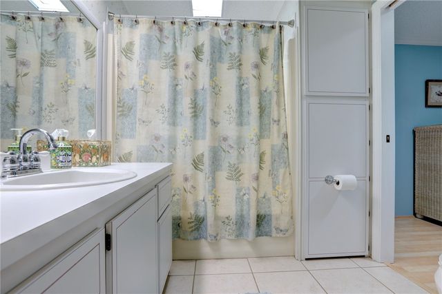 7674 Longhorn Avenue, Micco, FL 32976